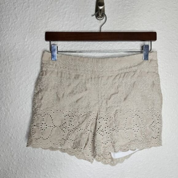 Anthropologie x Elevenses Eyelet Linen Blend Scalloped Shorts Women's Size 0 - Picture 1 of 8